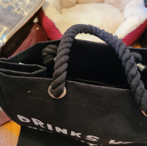 Reusable Wine Tote - Picture 4 of 4